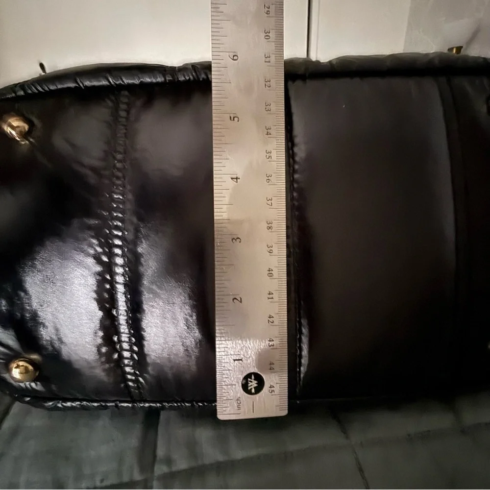 ELLEN TRACY The Teagan Black Puffer Quilted Nylon Hobo Crossbody Bag